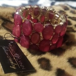 Cutie Bracelet in Fuschia